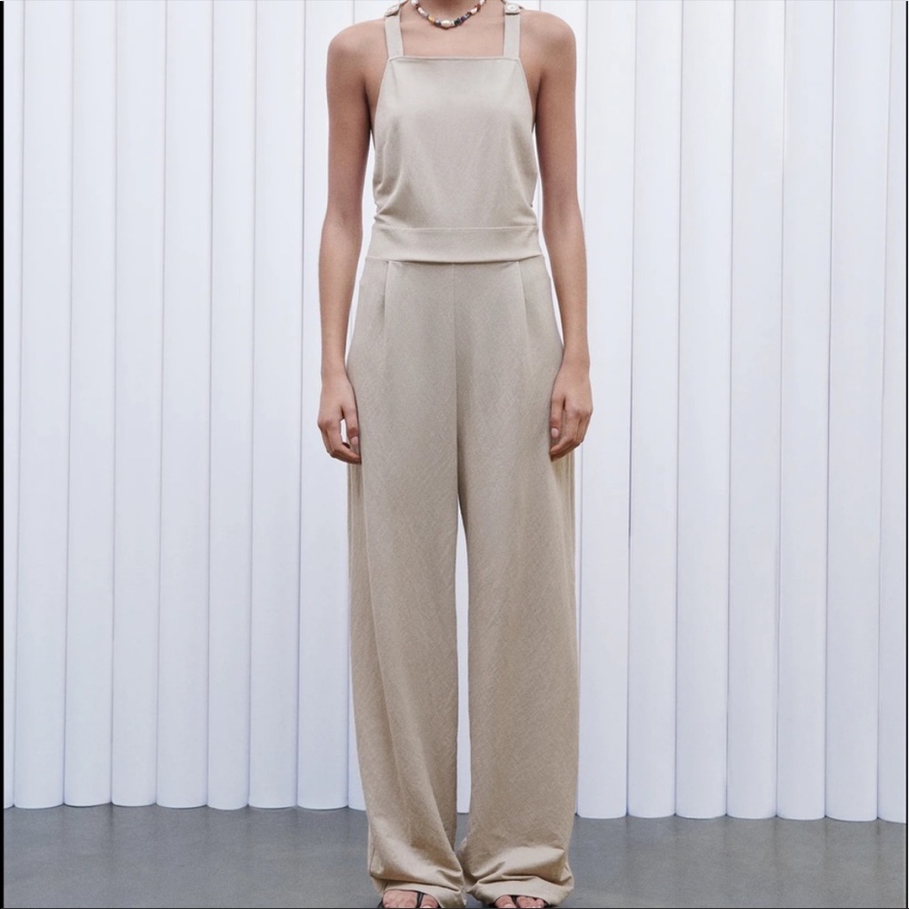 ZARA Beige long jumpsuit with open back SIZE L - gently used